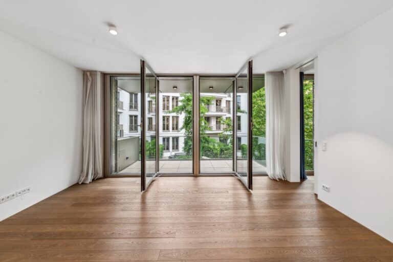 Referenzen 6 4-Zimmer-Wohnung