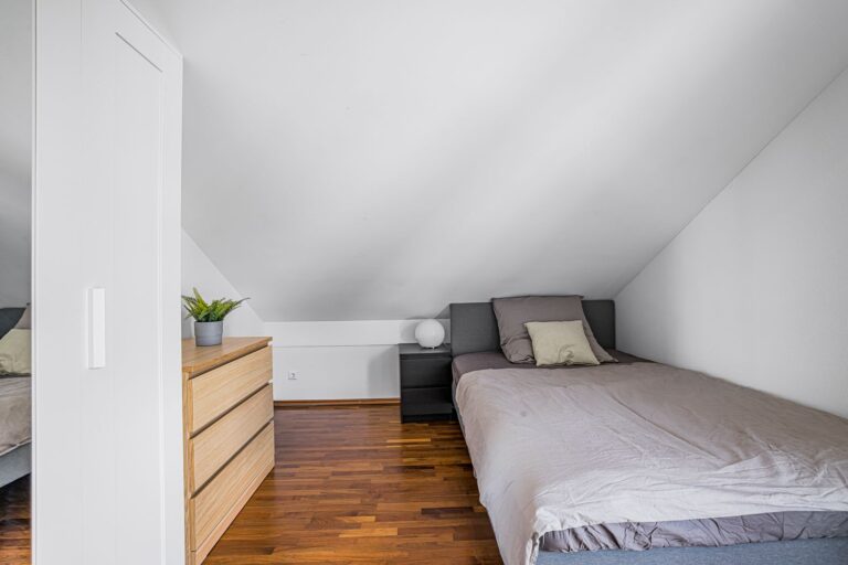 5-Zimmer-Duplexwohnung im Erbbaurecht