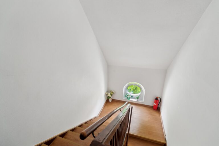 3-Zimmer-Dachgeschosswohnung