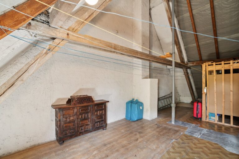 3-Zimmer-Dachgeschosswohnung