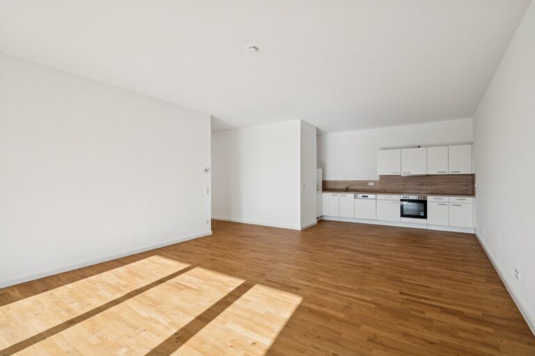 2-Zimmer-Wohnung mit Balkon im Neubau