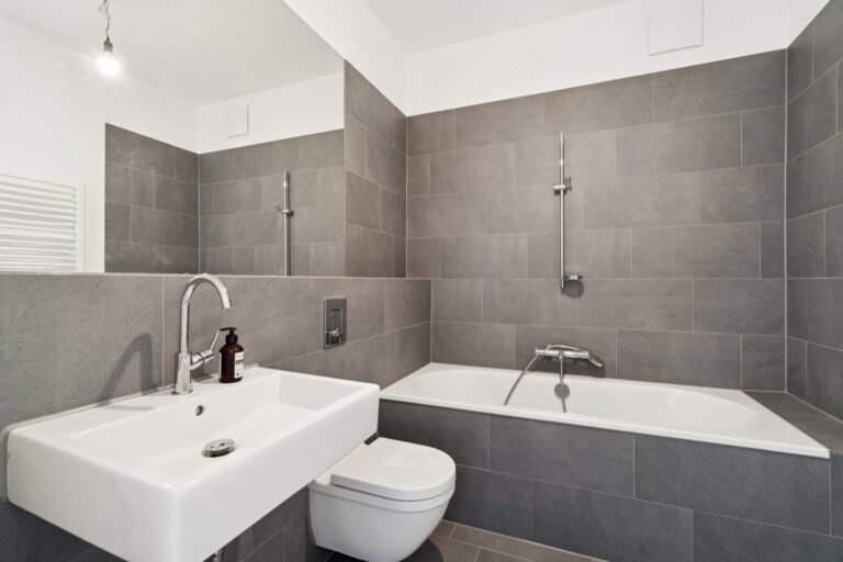 2-Zimmer-Wohnung mit Balkon im Neubau