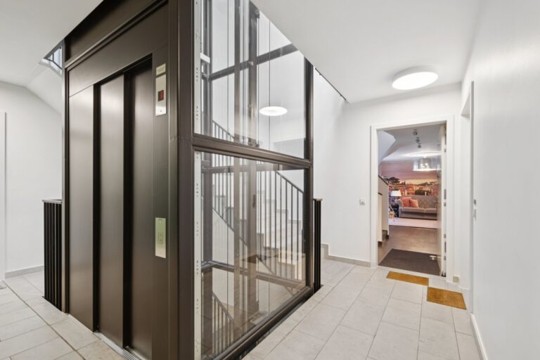 Luxus-Maisonette Dachterrasse & Panoramablick über München