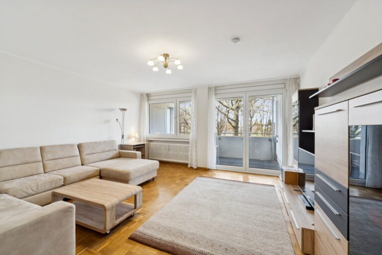 2,5-Zimmer-Wohnung mit Balkon