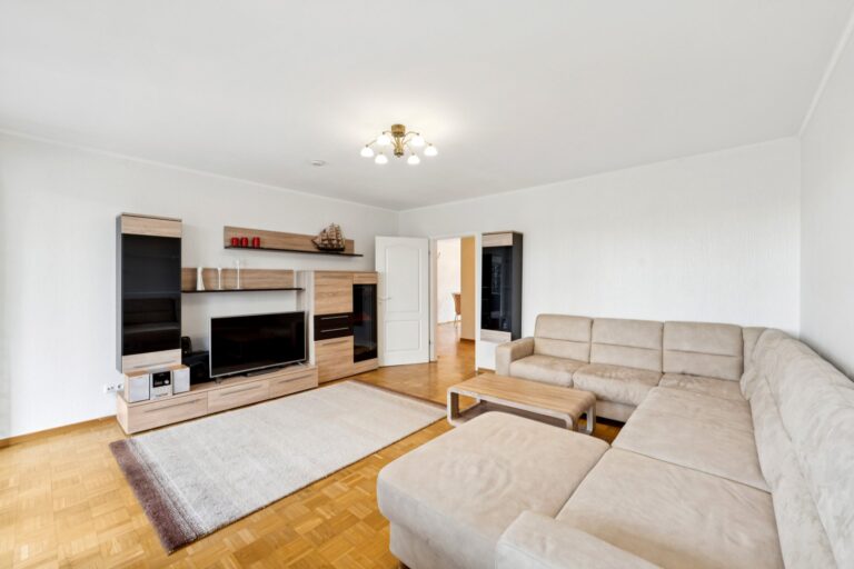 2,5-Zimmer-Wohnung mit Balkon