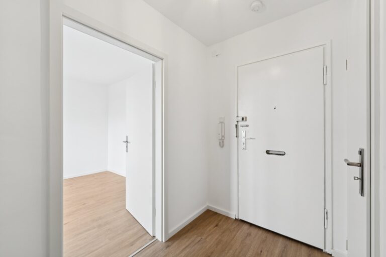 1-Zimmer-Wohnung mit Balkon in München Parkstadt Bogenhausen